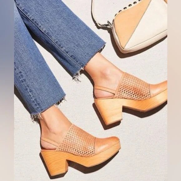 free people logan clog